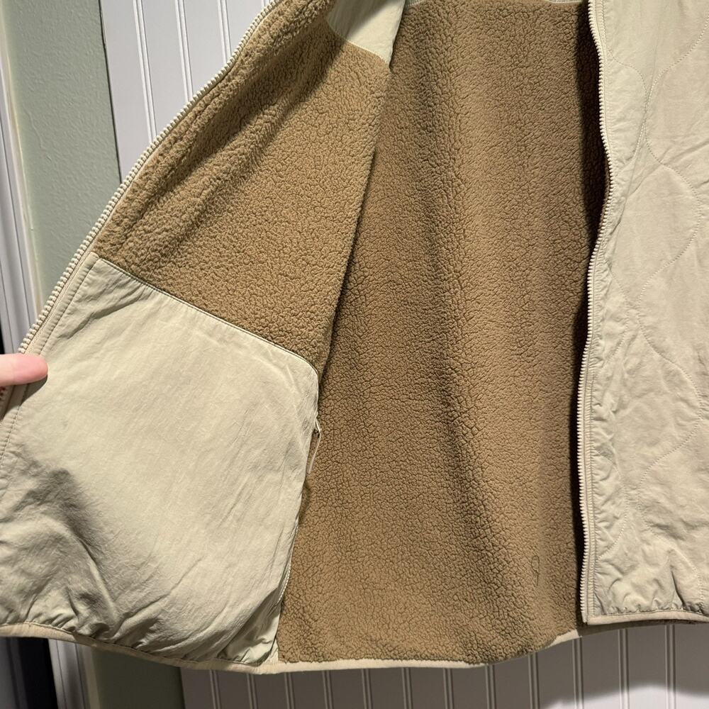 Prana Tan Encinitas Reversible Quilted Vest Mens XXL - Picture 3 of 7